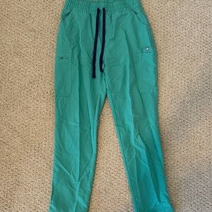 Figs Yola Surgical Green Scrubs